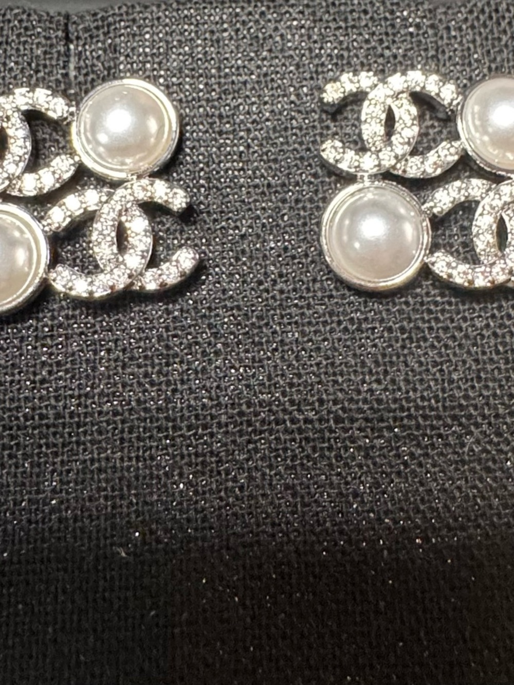 CHANEL Silver Crystal CC Logo Earrings with White Pearls - Picture 2 of 3